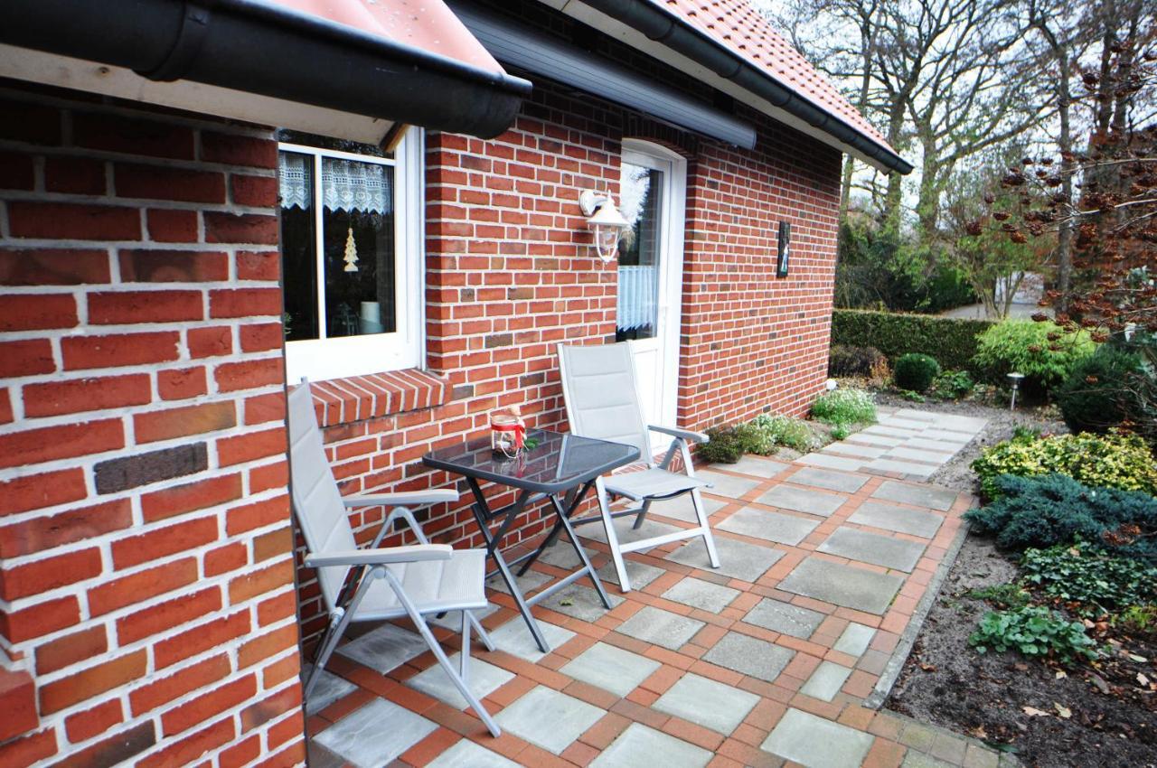 Ferienwohnung Anni, 65325 Moormerland エクステリア 写真